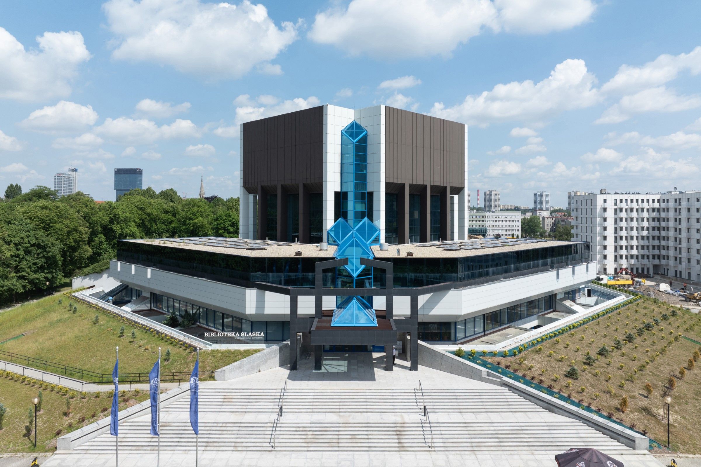 A glass roof for the Silesian Library – a century of heritage in a modern setting