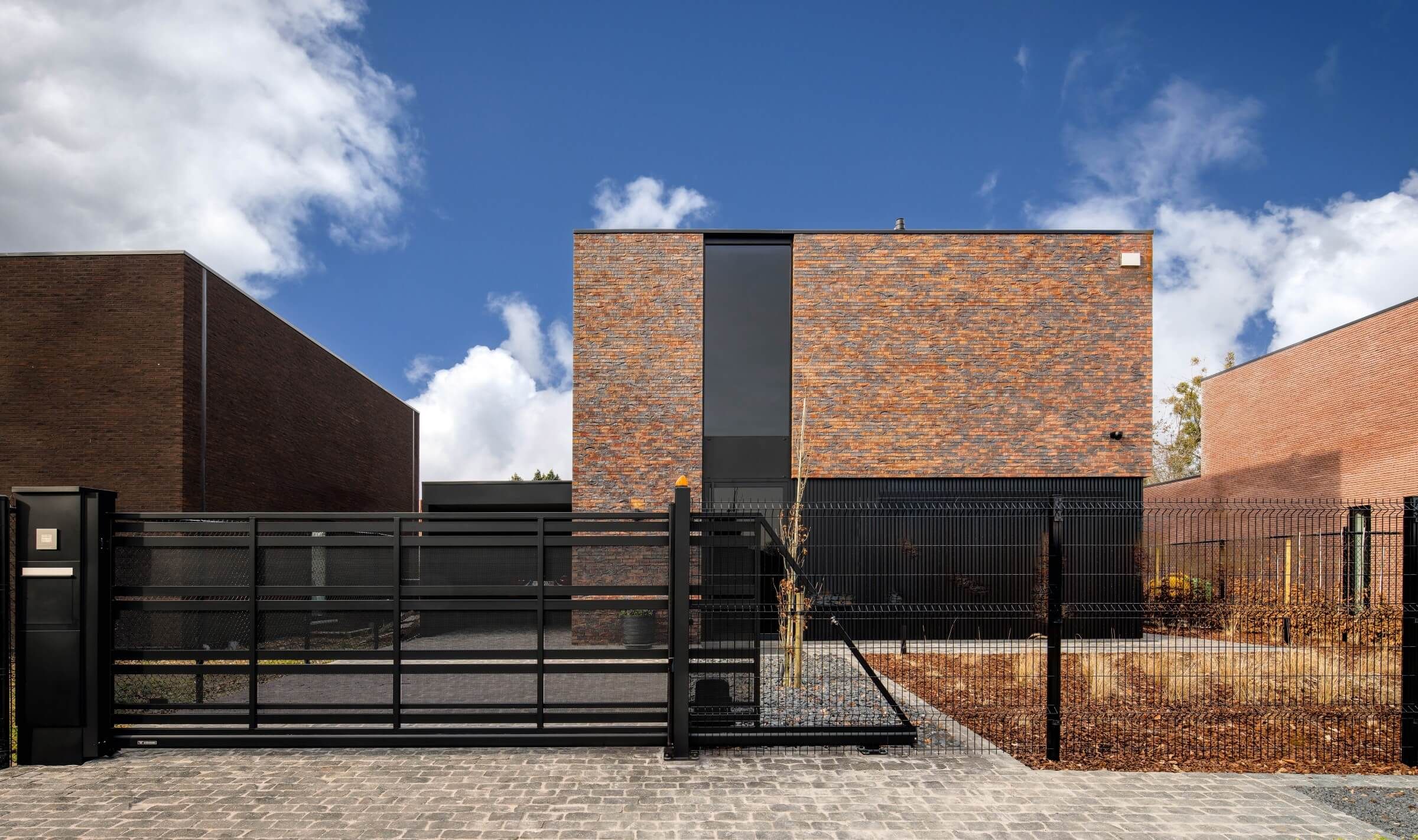 Fencing – how to choose the ideal solution for your property?