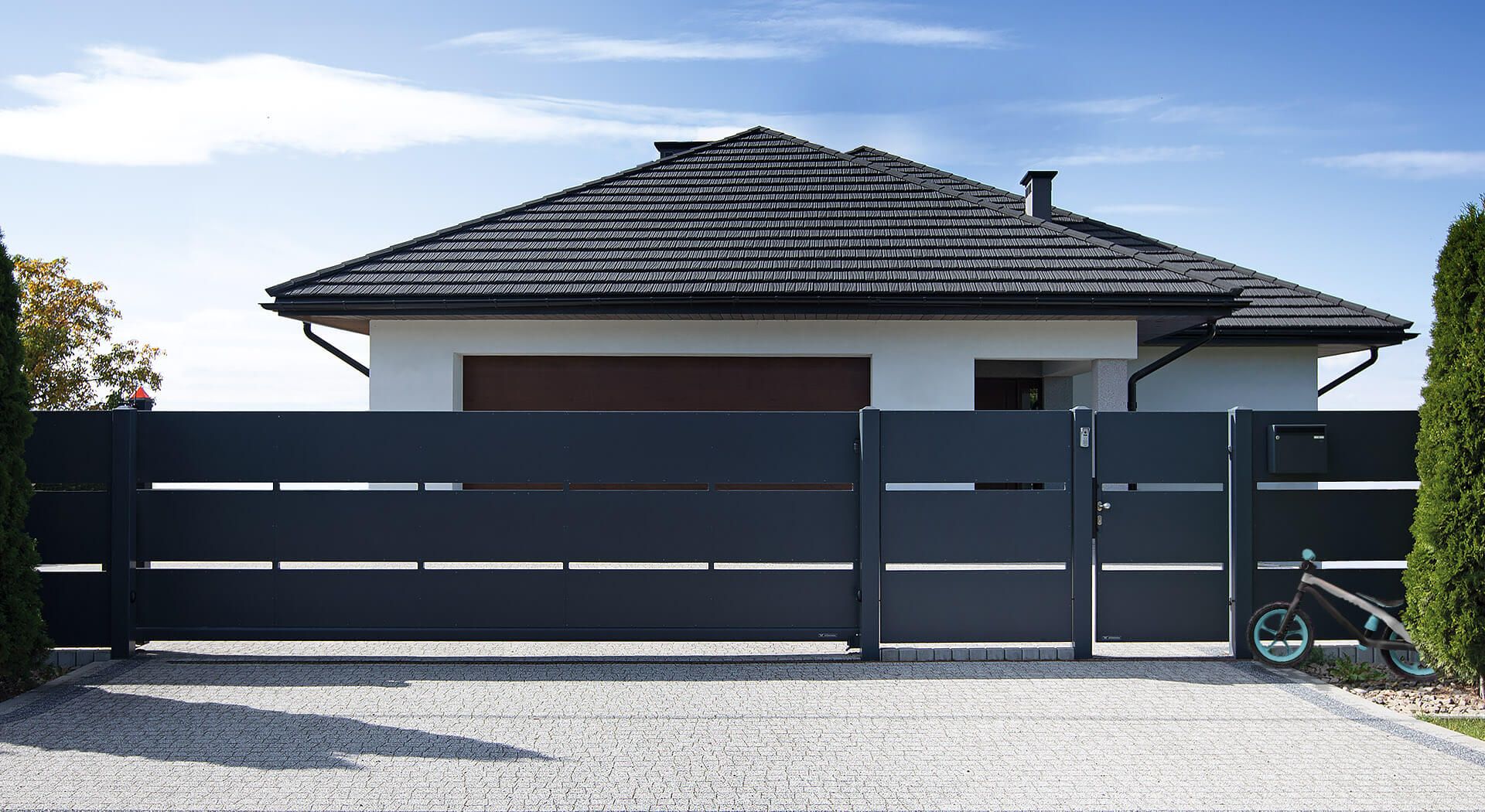 How to choose a secure fence for your home?